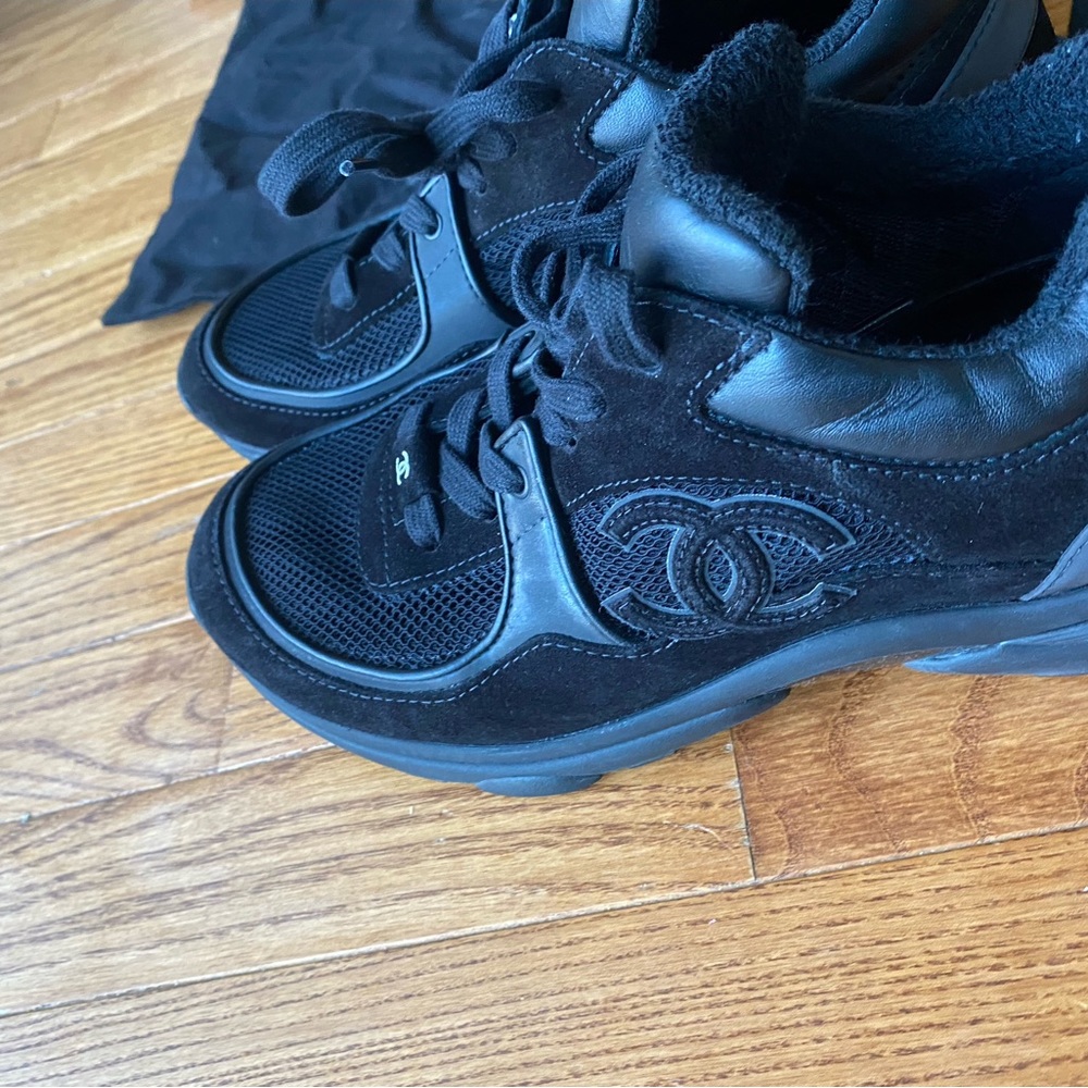 Chanel sneakers black